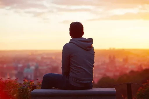 “Due to Loneliness, ○○○ People Die Every Hour”… Warning from the World Health Organization