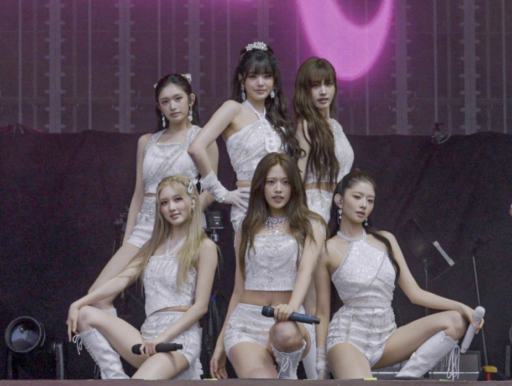 Germany, IVE’s Lollapalooza Praise… “Korean Version of the Spice Girls”