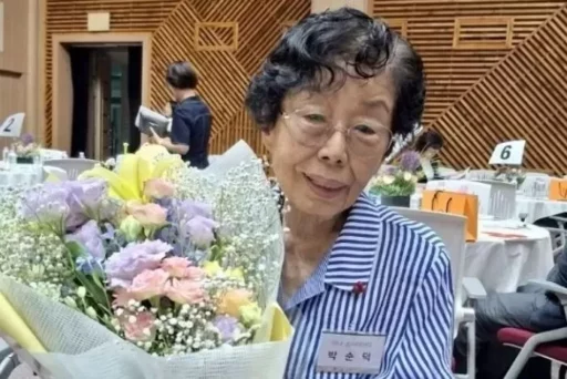 89-Year-Old Grandmother Donates 200 Million Won by Collecting Waste Paper… “This Time an Additional 40 Million Won”