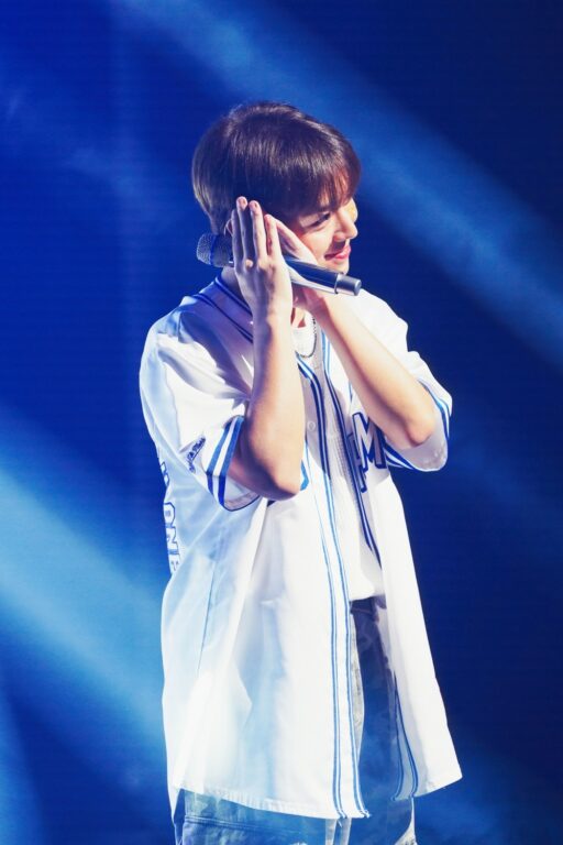 Park Ji-hoon, the passionate fan meeting… “May you be happy because of me”