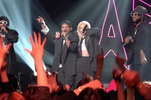 Rosé, Bruno Mars Special Stage… “LA Concert Set the Stage on Fire”