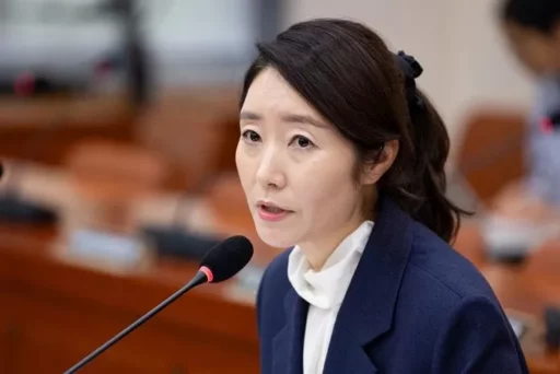 Chief of Staff ‘Food Waste Abuse Controversy’ Kang Seon-woo “Brought Out Food from Dinner for Breakfast”