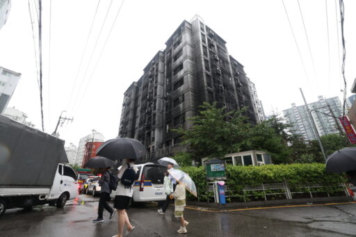 Three deaths in Gwangmyeong apartment fire… ‘Signs of leakage’ found in the first-floor parking lot