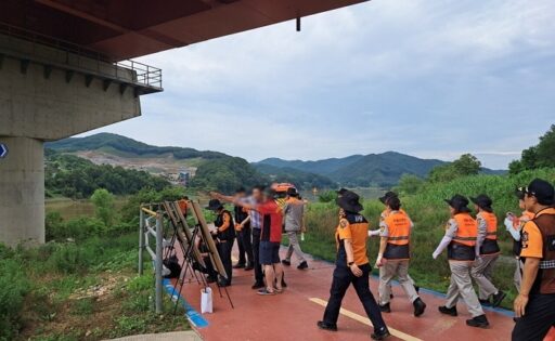 A man in his 40s, who went missing in the sudden rush of water due to heavy rain in Sejong, found dead in the Geum River.