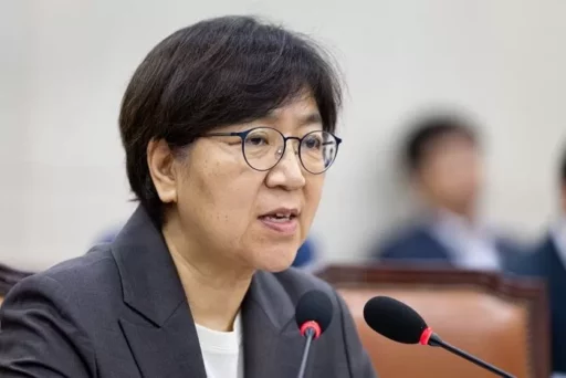 Minister of Health and Welfare nominee Jeong Eun-kyeong: “I have not benefited from COVID-19 beneficiaries.”