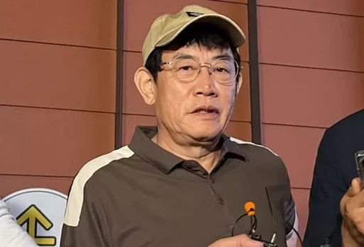 [Breaking News] Police send broadcaster Lee Kyung-kyu to prosecution on ‘drug driving charges’