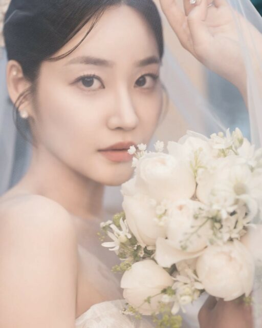 Yuna from AOA, pregnant…”Let’s live well as a family of three”