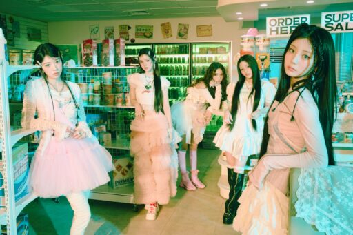 Ailet, Debuting on September 1st…Collaboration with Murasaki Ima and Noa
