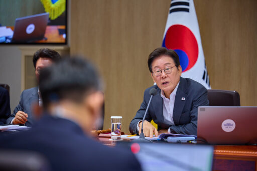 “If you can’t reduce industrial accidents, step down from your ministerial position”… President Lee Jae-myung’s ‘serious remarks’ to the Minister of Employment and Labor
