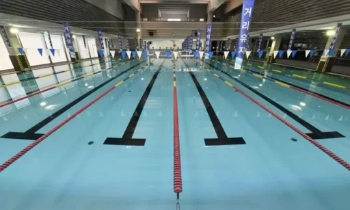 “Human excrement floating”… ‘Feces’ incident occurred at the indoor swimming pool in Yeongju, used by 1,000 people a day.