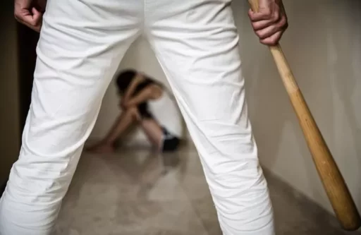 Baseball coach locked girlfriend in hotel and assaulted her… Team made this decision