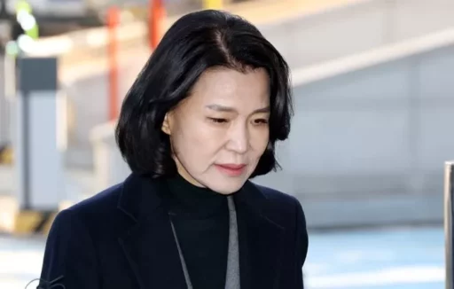 “Lee Jin-sook’s ‘Regret about Vacation’ Remarks… The Democratic Party Says, ‘After Resigning, Enjoy Bread and Wine and Rest Well'”