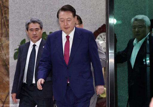 Internal Affairs Special Prosecutor Requests Arrest Warrant for Former President Yoon Suk-yeol… Faces Re-arrest After 4 Months