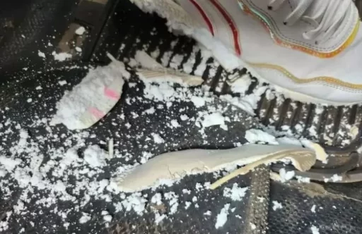 I wore the shoes I bought from Temu and they disappeared in an instant… What happened?