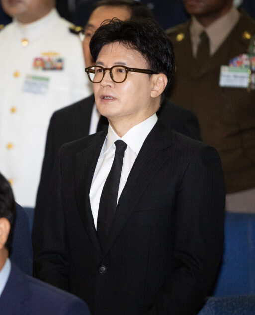 Former Representative Han Dong-hoon: “Leading Tax Reform, Jin Seong-jun Who Has No Stock Investment Experience… A Terrifying Thing That Sweeps Away the Scorching Heat”