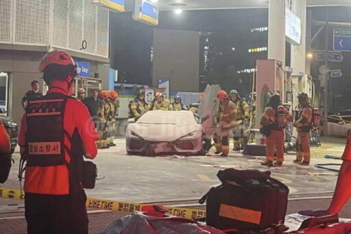 $1 billion ‘Lamborghini Revuelto’ catches fire while refueling at gas station… 2 injured