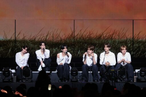 TOURS to make a comeback in October… Surprise announcement at the Japan tour finale