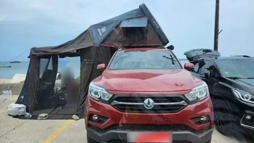 “Travelers flock, lack of parking spaces, but occupy ‘3 spots’ and grill meat”… Controversy over ‘irresponsible car camping’