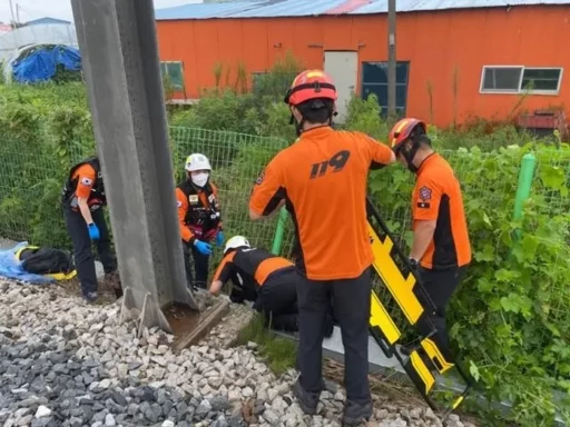 90-year-old man walking on the tracks at Jeongeup Sintaein Station hit and killed by ITX train