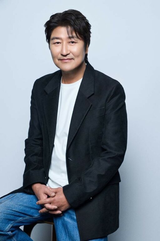 Song Kang-ho, sharing a meal with G-Dragon… Galaxy’s official first actor