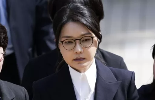 Kim Geon-hee, who refused to testify to the special prosecutor, said, “Will I be able to live with my husband again… Will we be able to meet?”
